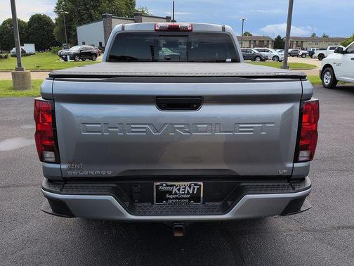 Sterling Gray Metallic 2024 Chevrolet Colorado LT