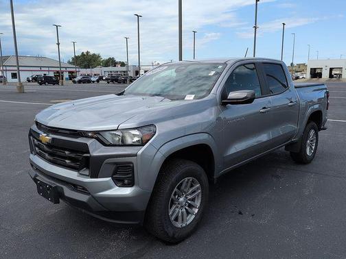 Sterling Gray Metallic 2024 Chevrolet Colorado LT