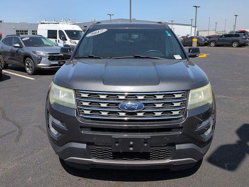 Ruby Red Metallic Tinted Clearcoat 2017 Ford Explorer XLT