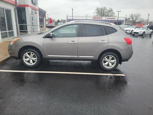2011 Nissan Rogue SV