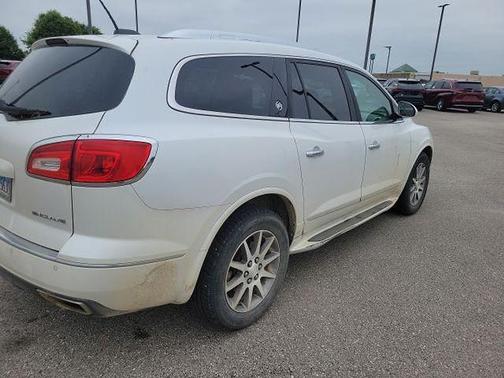 White Frost Tricoat 2017 Buick Enclave Leather