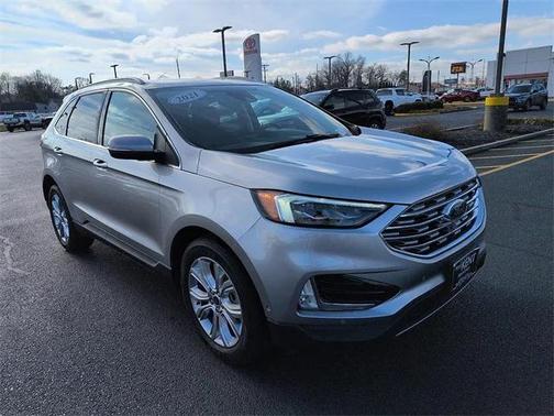 2021 Ford Edge Titanium