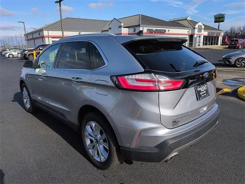 2021 Ford Edge Titanium