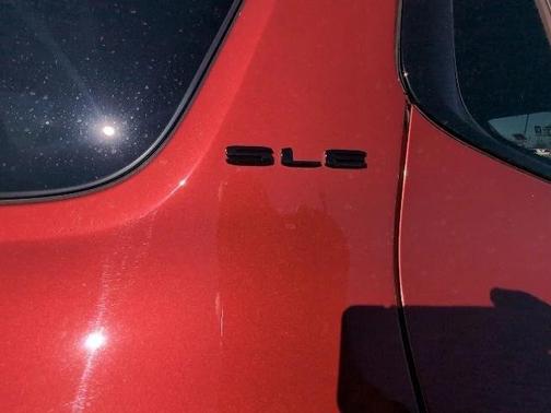 2023 GMC Acadia FWD SLE