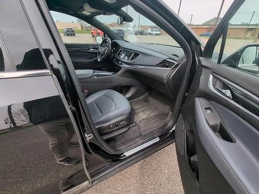 2024 Buick Enclave Essence FWD