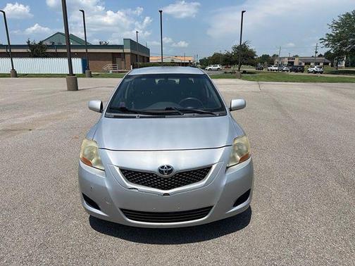 Silver Mica 2011 Toyota Yaris Base