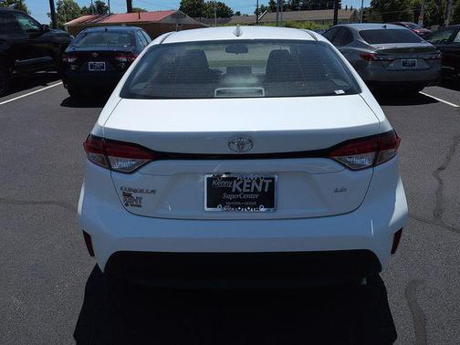 Ice Cap 2024 Toyota Corolla LE