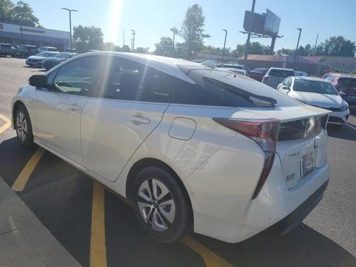 2018 Toyota Prius Three