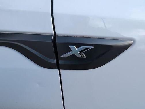 Glacial White Pearl 2023 Kia Sorento EX
