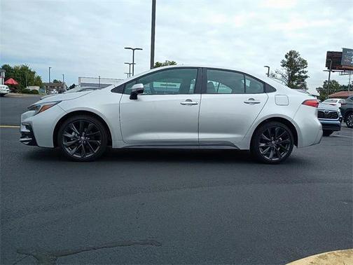 2025 Toyota Corolla SE