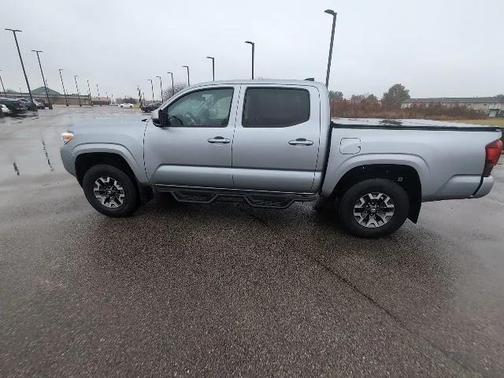 2020 Toyota Tacoma SR