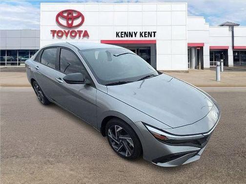 Fluid Metal 2025 Hyundai ELANTRA Sport