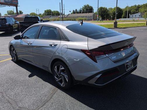 Fluid Metal 2025 Hyundai ELANTRA Sport