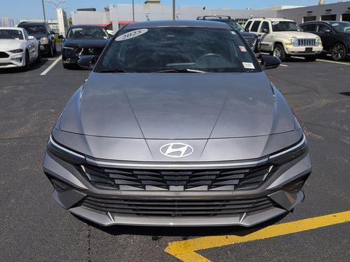 Fluid Metal 2025 Hyundai ELANTRA Sport