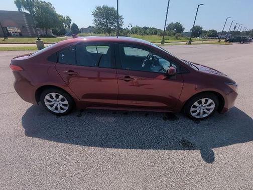 Pearl 2025 Toyota Corolla LE