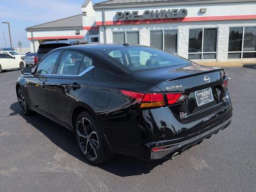 Super Black 2025 Nissan Altima SR AWD