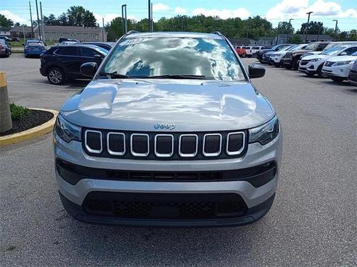 2022 Jeep Compass Latitude Lux