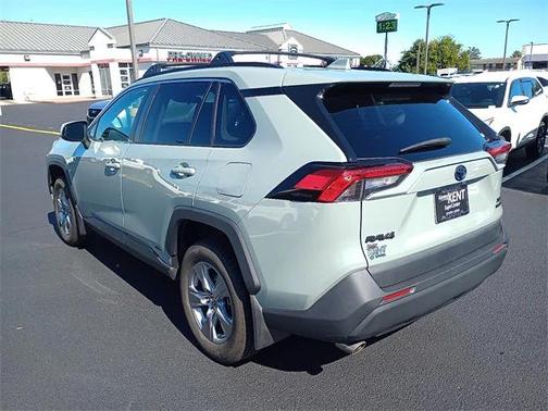 2022 Toyota RAV4 Hybrid XLE