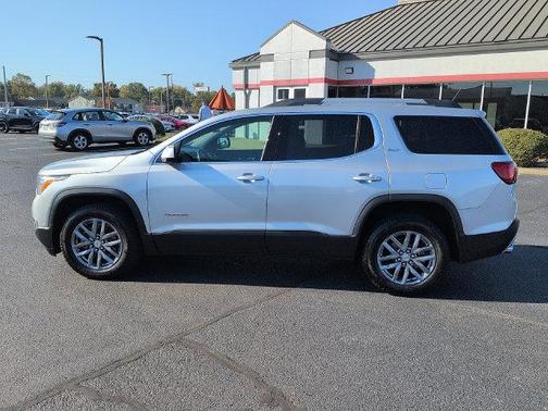 Quicksilver Metallic 2019 GMC Acadia SLT-1