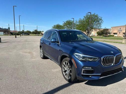 Phytonic Blue Metallic 2020 BMW X5 xDrive40i