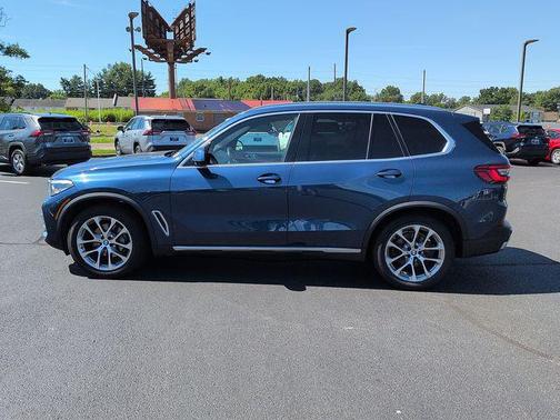 Phytonic Blue Metallic 2020 BMW X5 xDrive40i