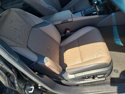 Caviar 2024 Lexus ES 300h Base