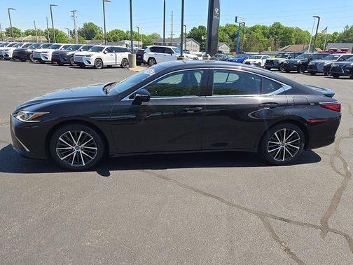 Caviar 2024 Lexus ES 300h Base
