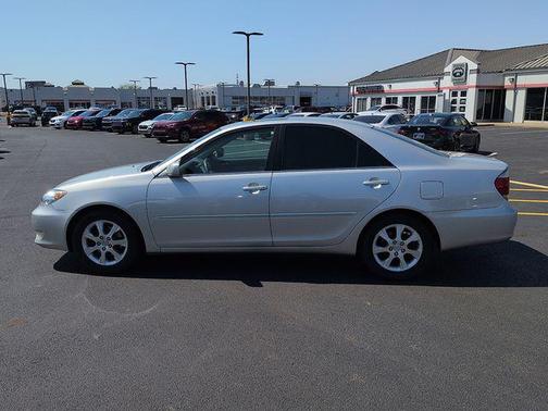 2005 Toyota Camry XLE V6