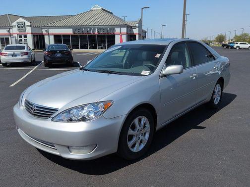 2005 Toyota Camry XLE V6