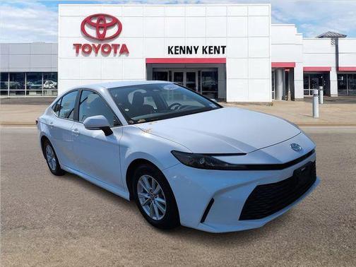 Ice Cap 2025 Toyota Camry LE