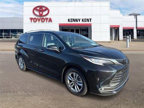 Midnight Black 2022 Toyota Sienna Limited