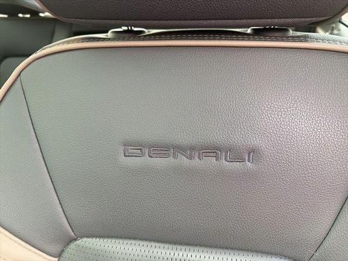 Summit White 2024 GMC Canyon Denali