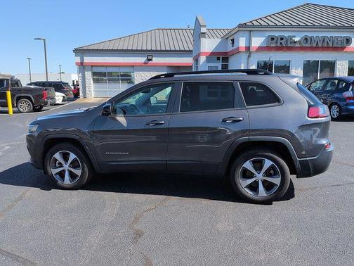 Granite Crystal Metallic Clearcoat 2022 Jeep Cherokee Limited
