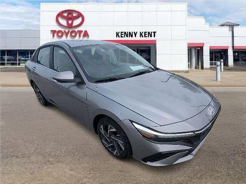 Fluid Metal 2025 Hyundai ELANTRA SEL