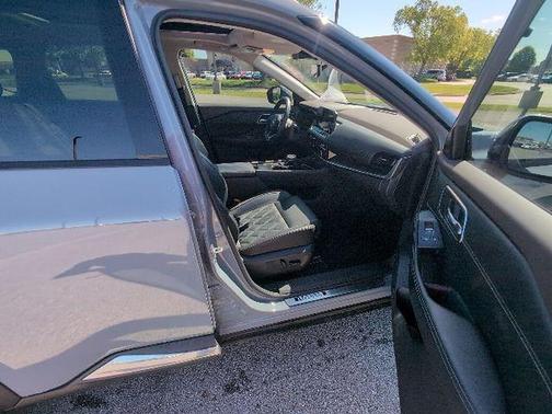 Boulder Gray Pearl 2023 Nissan Rogue Platinum