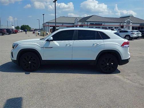 2024 Volkswagen Atlas Cross Sport 2.0T SE w/Technology 4MOTION