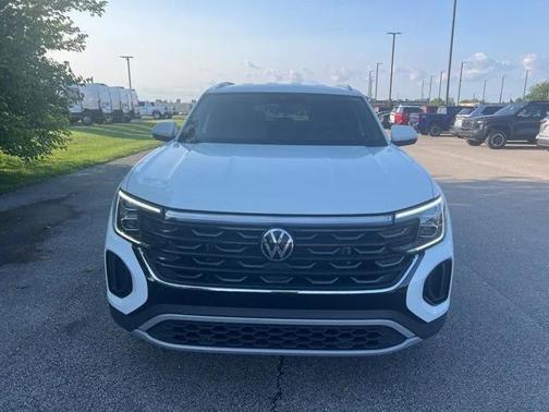 2024 Volkswagen Atlas Cross Sport 2.0T SE w/Technology 4MOTION