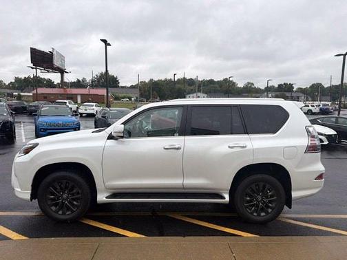 Eminent White Pearl 2023 Lexus GX 460 Premium