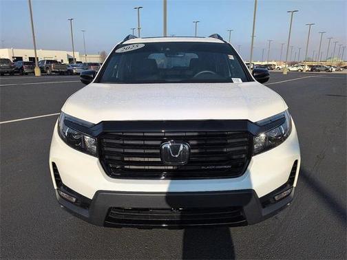 2025 Honda Passport AWD Black