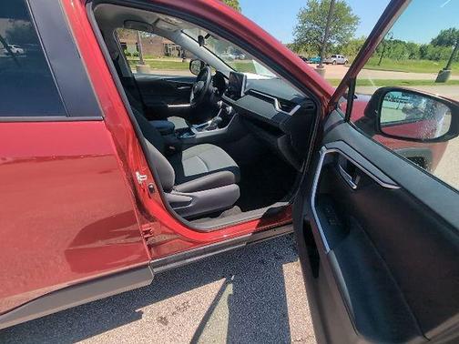 Ruby Flare Pearl 2025 Toyota RAV4 XLE