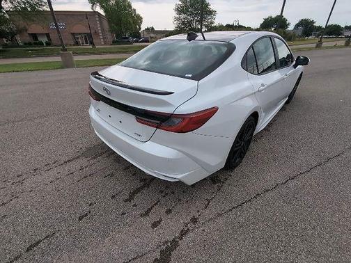 Ice Cap 2025 Toyota Camry XSE