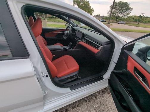 Ice Cap 2025 Toyota Camry XSE