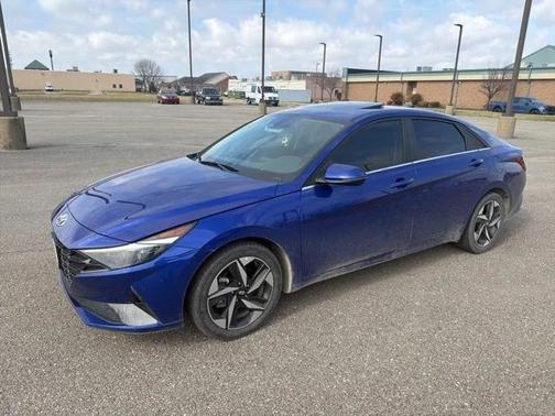 2023 Hyundai ELANTRA Limited