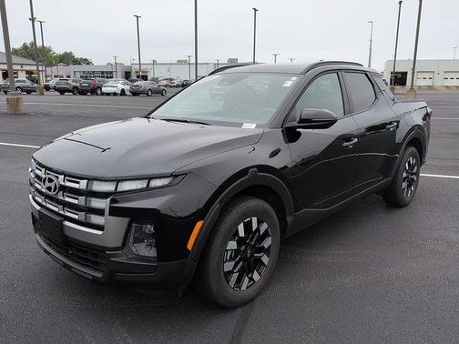 Phantom Black 2025 Hyundai SANTA CRUZ SEL Activity