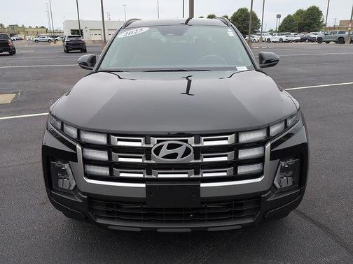 Phantom Black 2025 Hyundai SANTA CRUZ SEL Activity