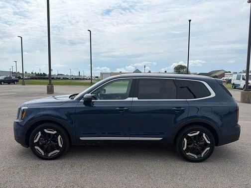 Midnight Lake Blue 2023 Kia Telluride EX