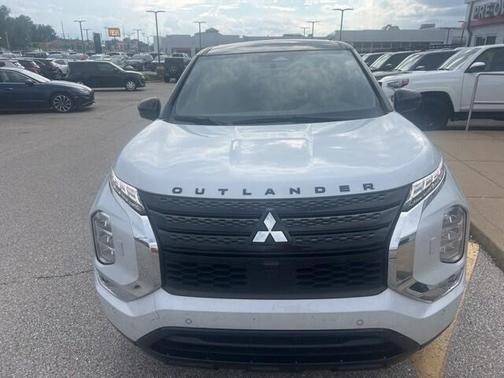 2023 Mitsubishi Outlander SE Black Edition S-AWC