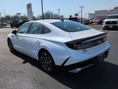 2025 Hyundai SONATA SEL