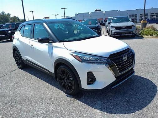 2024 Nissan Kicks SR