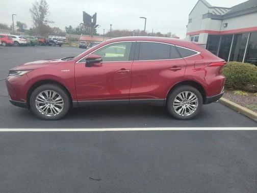 2021 Toyota Venza XLE